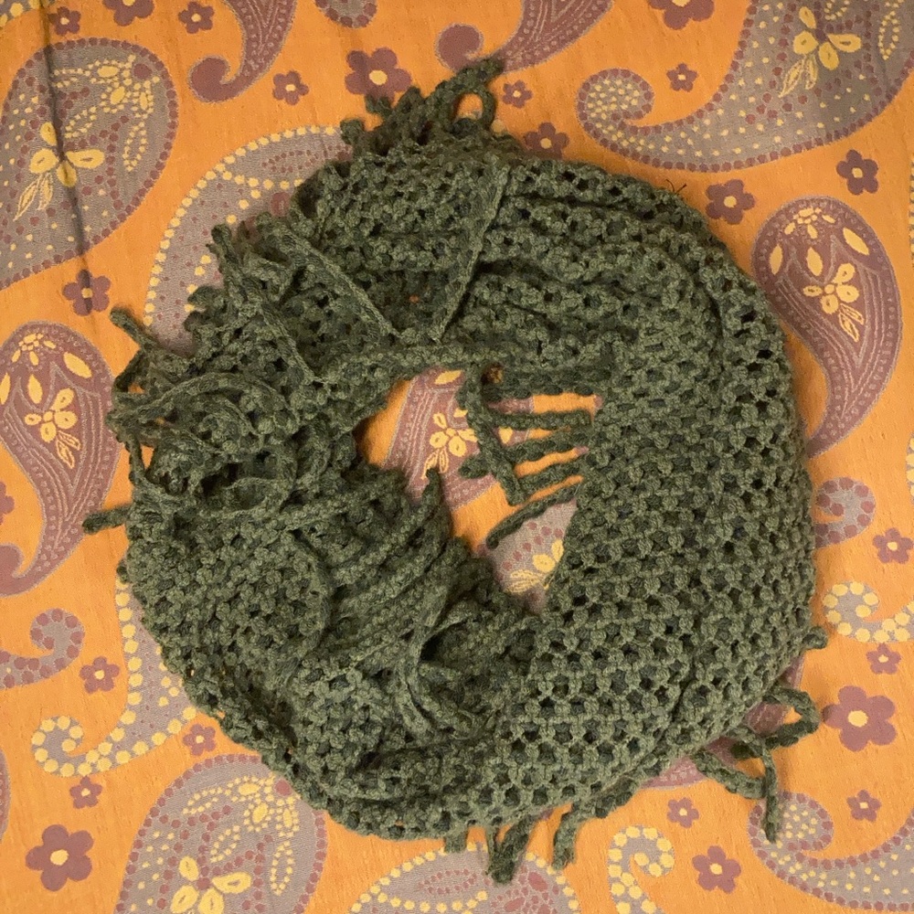 Crochet tube scarf